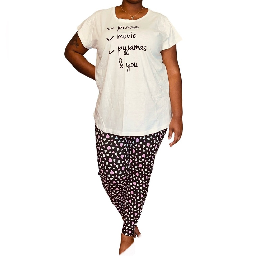 PRETTY SECRETS PIZZA, MOVIE & YOU LOUNGE SET SIZE 20/22 (NEW WITH TAGS) A24